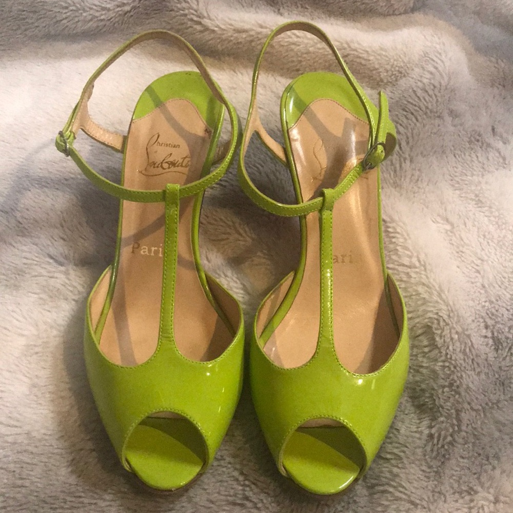 Christian Louboutin kitten heel